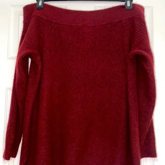 Lane Bryant Off the Shoulder Maroon Sweater - Picture 4 of 6